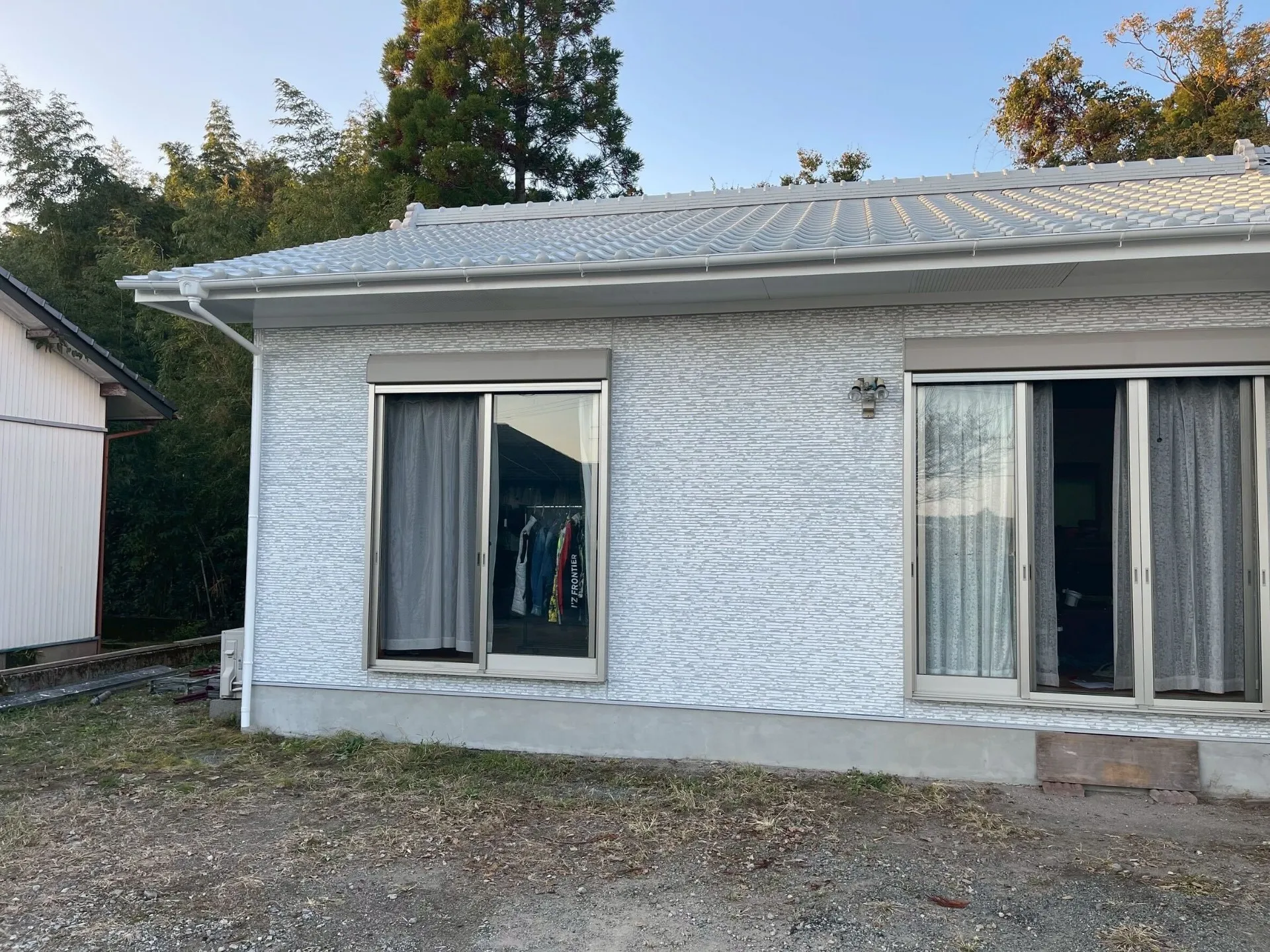 伊佐市の住宅①(ダブルトーン工法塗装)