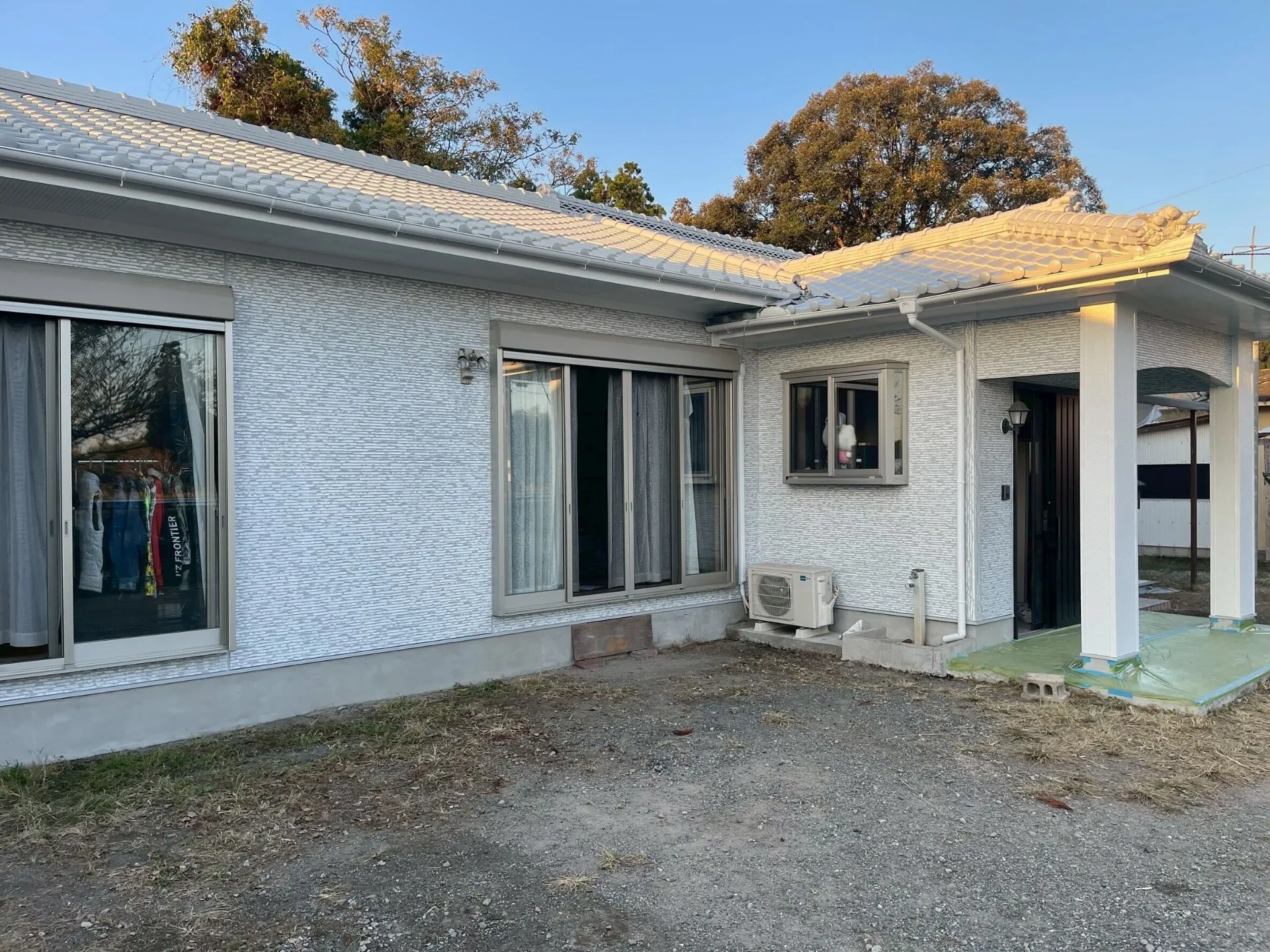 伊佐市の住宅①(ダブルトーン工法塗装)